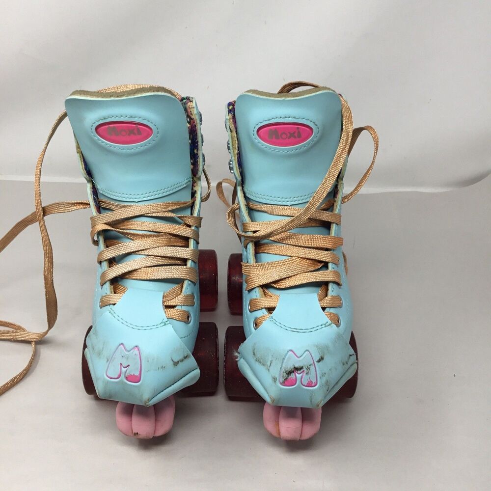 Moxi Beach Bunny Children's Roller Skates Size 1 Light Blue w/Glitter Laces